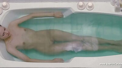 Tiffanys طعم فيديو سكس محارم مترجم دونغ في الحمام